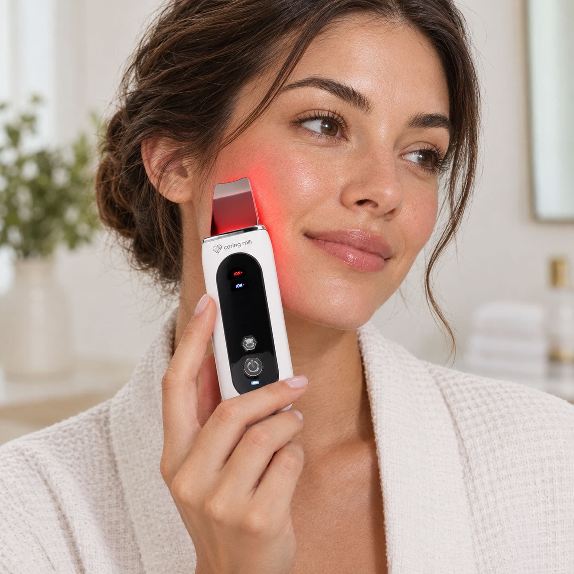Caring Mill™ Ultrasonic Pore and Acne Clearing Exfoliating Spatula, , large